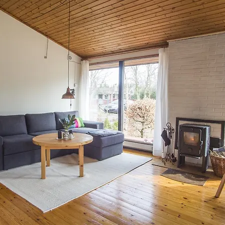 Two-bedroom Holiday In * Hals